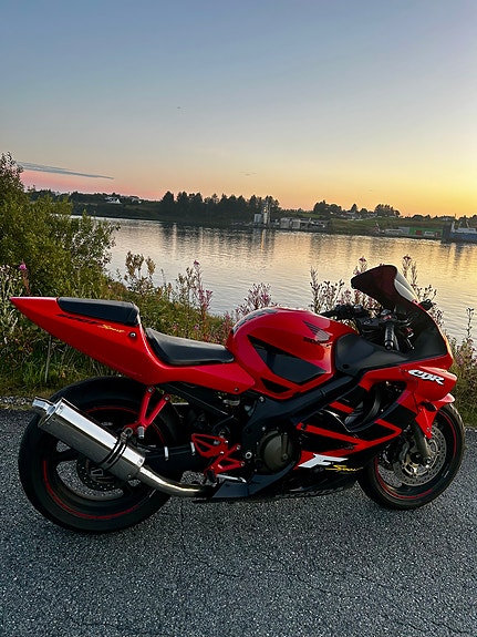Honda CBR 600 F 2 of 9