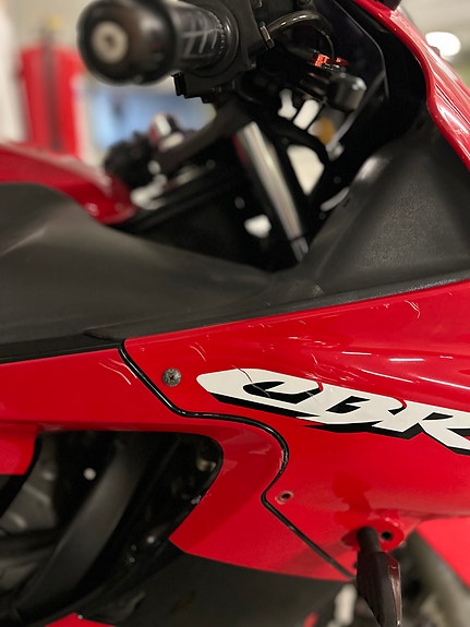 Honda CBR 600 F 6 of 9