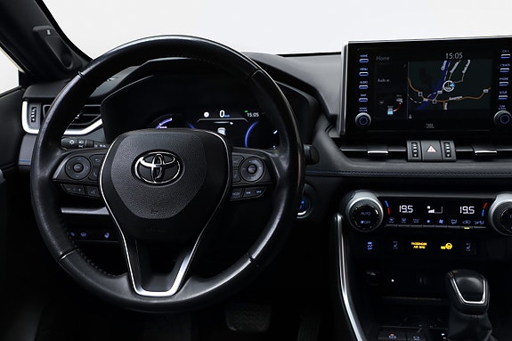 Toyota RAV4 16 of 24
