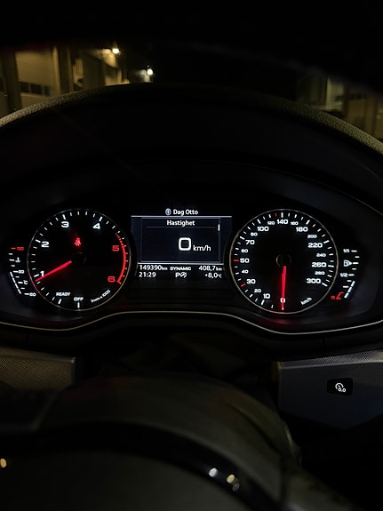 Audi A4 11 of 17