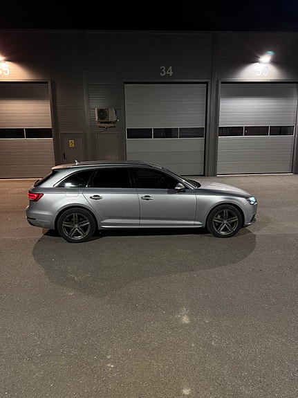 Audi A4 7 of 17