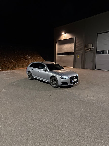 Audi A4 8 of 17