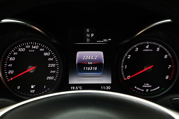 Mercedes-Benz C350 e 18 of 25