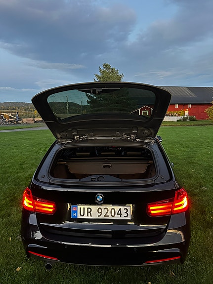 BMW 316i 4 of 15
