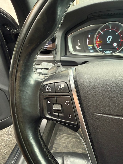 Volvo V60 18 of 28
