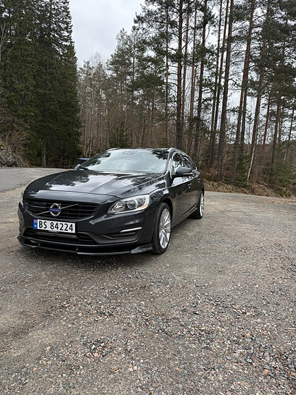 Volvo V60 12 of 28
