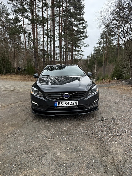 Volvo V60 3 of 28