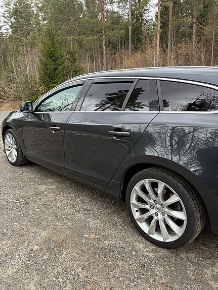 Volvo V60 10 of 28