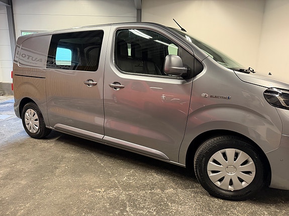 Toyota Proace 3 of 30