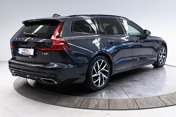 Volvo V60 10 of 30