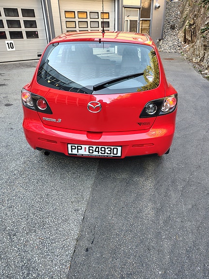 Mazda 3 2 of 6