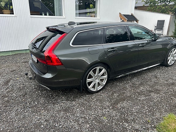 Volvo V90 7 of 30