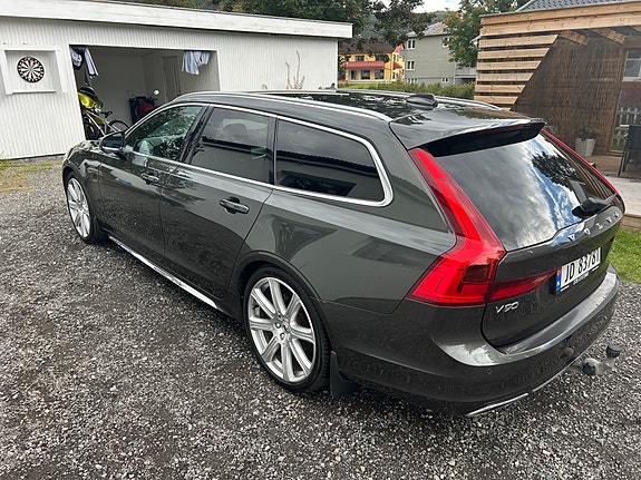 Volvo V90 4 of 30