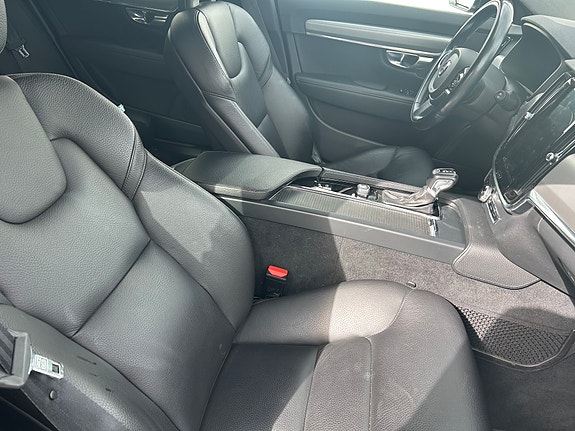 Volvo V90 14 of 30