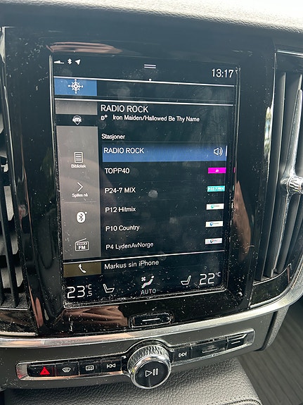 Volvo V90 24 of 30