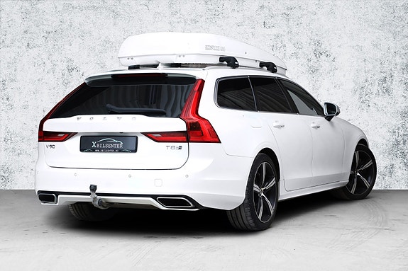 Volvo V90 2 of 30