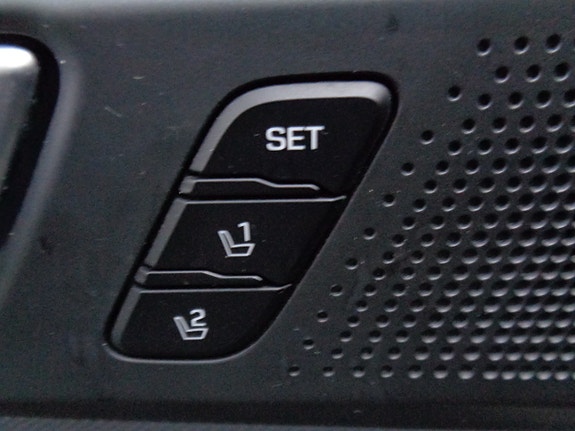 Hyundai IONIQ 14 of 30