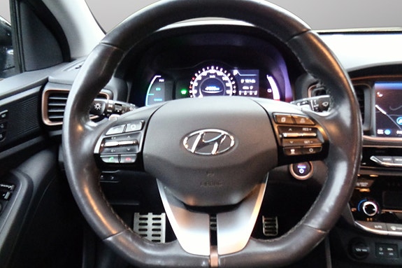 Hyundai IONIQ 19 of 30