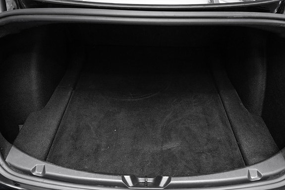 Tesla Model 3 16 of 20