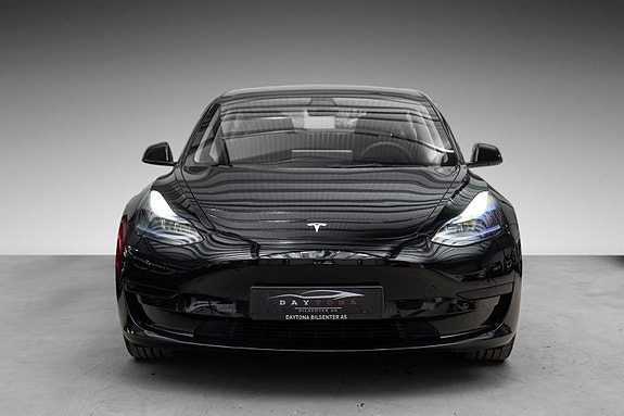 Tesla Model 3 2 of 20