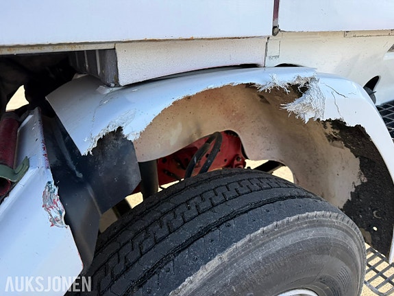 Scania R142H V8 6x2 tippbil –Zetterbergs påbygg m / 1070 kranhylser 16 of 30