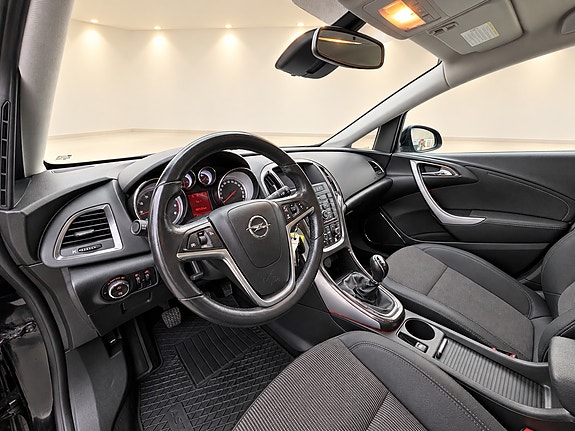 Opel Astra 9 of 18