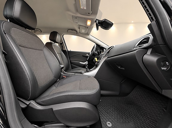 Opel Astra 14 of 18