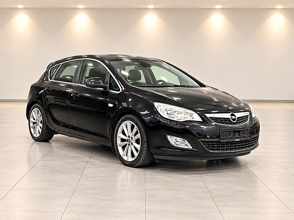 Opel Astra 3 of 18