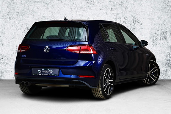 Volkswagen Golf VII 2 of 22