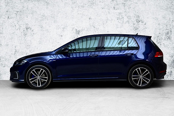 Volkswagen Golf VII 8 of 22