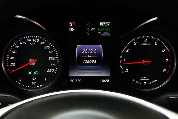Mercedes-Benz C350 e 16 of 22