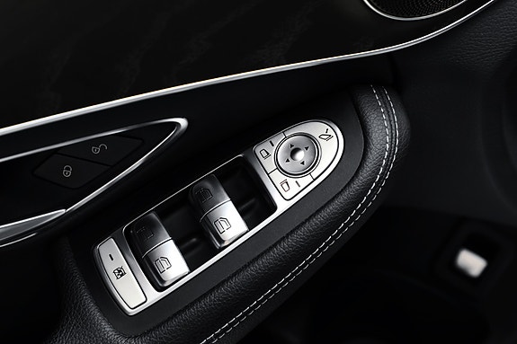 Mercedes-Benz C350 e 17 of 22