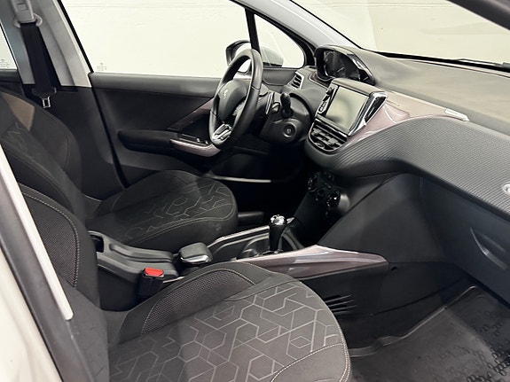Peugeot 2008 18 of 30