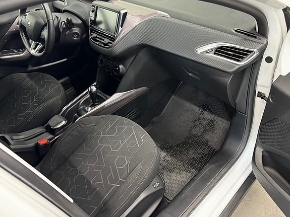 Peugeot 2008 16 of 30