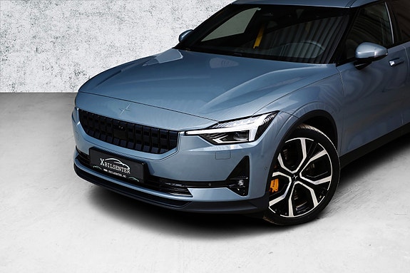 Polestar 2 4 of 29
