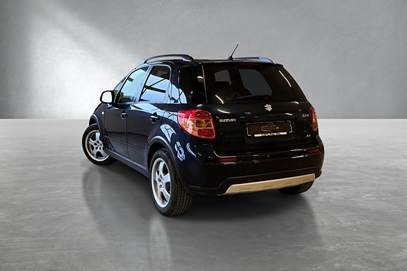 Suzuki SX4 7 of 27