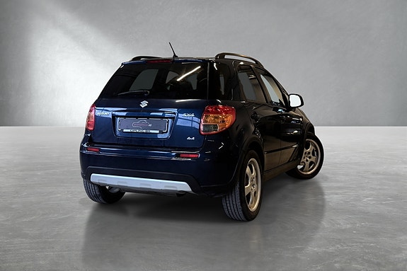 Suzuki SX4 8 of 27