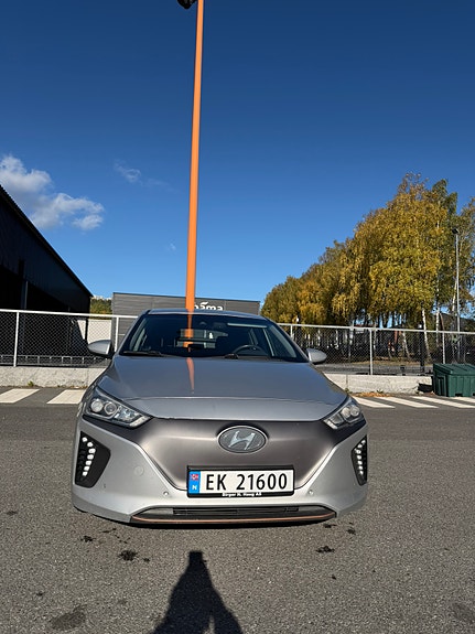 Hyundai IONIQ 3 of 20