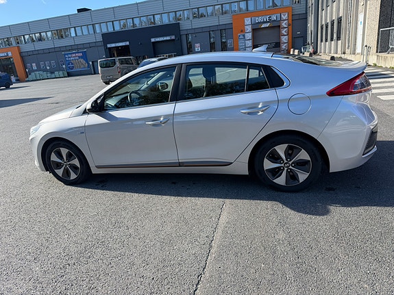 Hyundai IONIQ 9 of 20