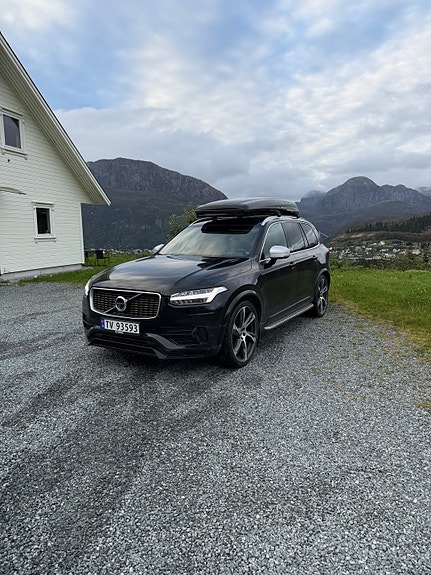 Volvo XC90 4 of 10