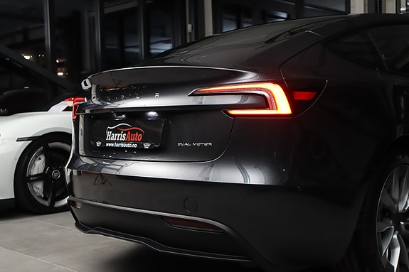 Tesla Model 3 15 of 30