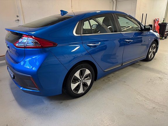 Hyundai IONIQ 6 of 23