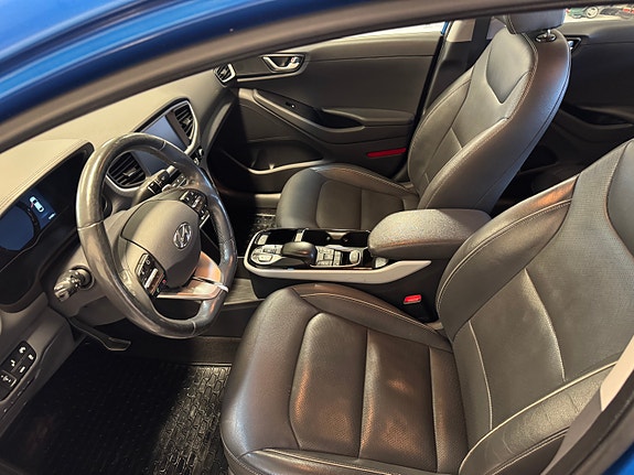 Hyundai IONIQ 13 of 23