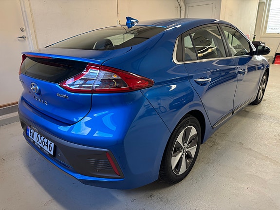 Hyundai IONIQ 7 of 23