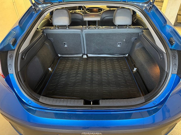 Hyundai IONIQ 22 of 23