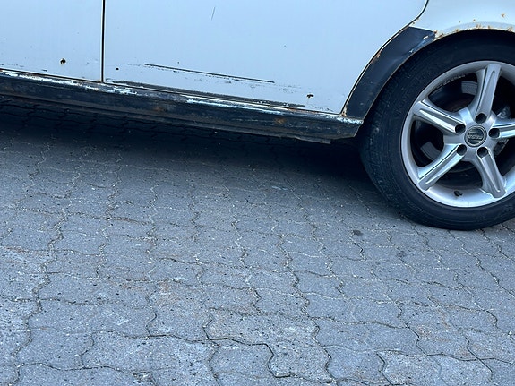 Volvo 240 15 of 30