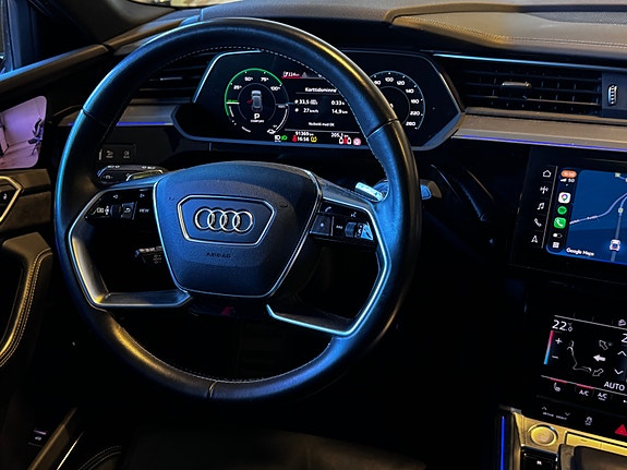 Audi e-tron Sportback 24 of 30