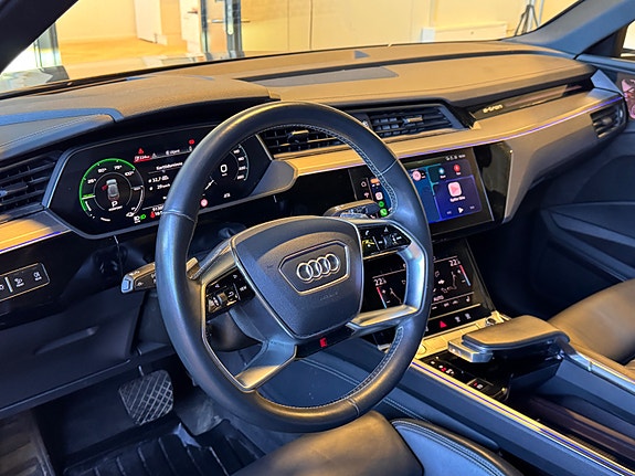 Audi e-tron Sportback 16 of 30
