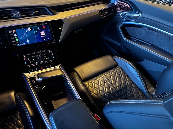 Audi e-tron Sportback 22 of 30