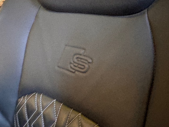 Audi e-tron Sportback 15 of 30